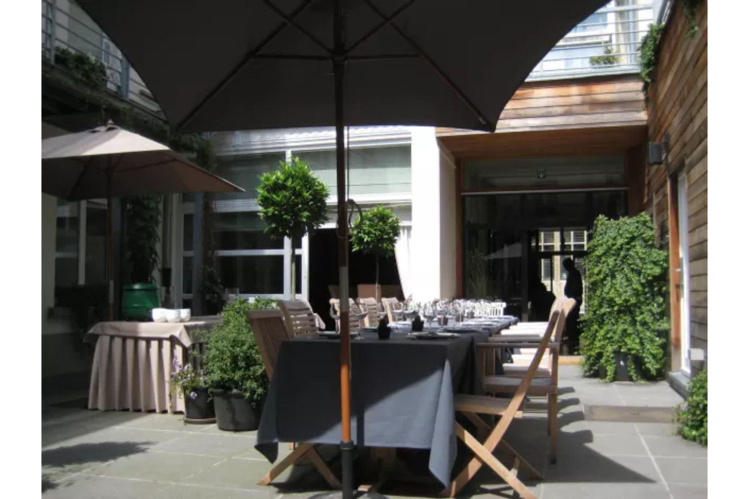 Vista Exterior De Flandre Hotel
