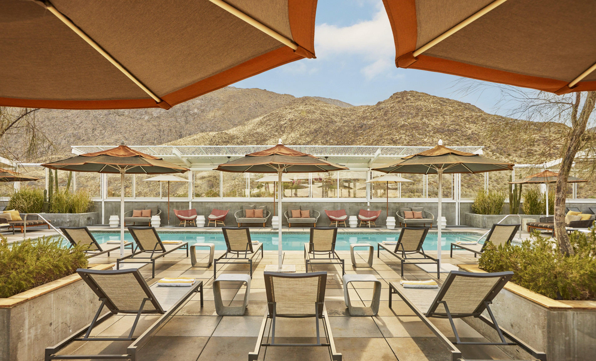 Vista Piscina Kimpton Rowan Palm Springs Hotel by IHG