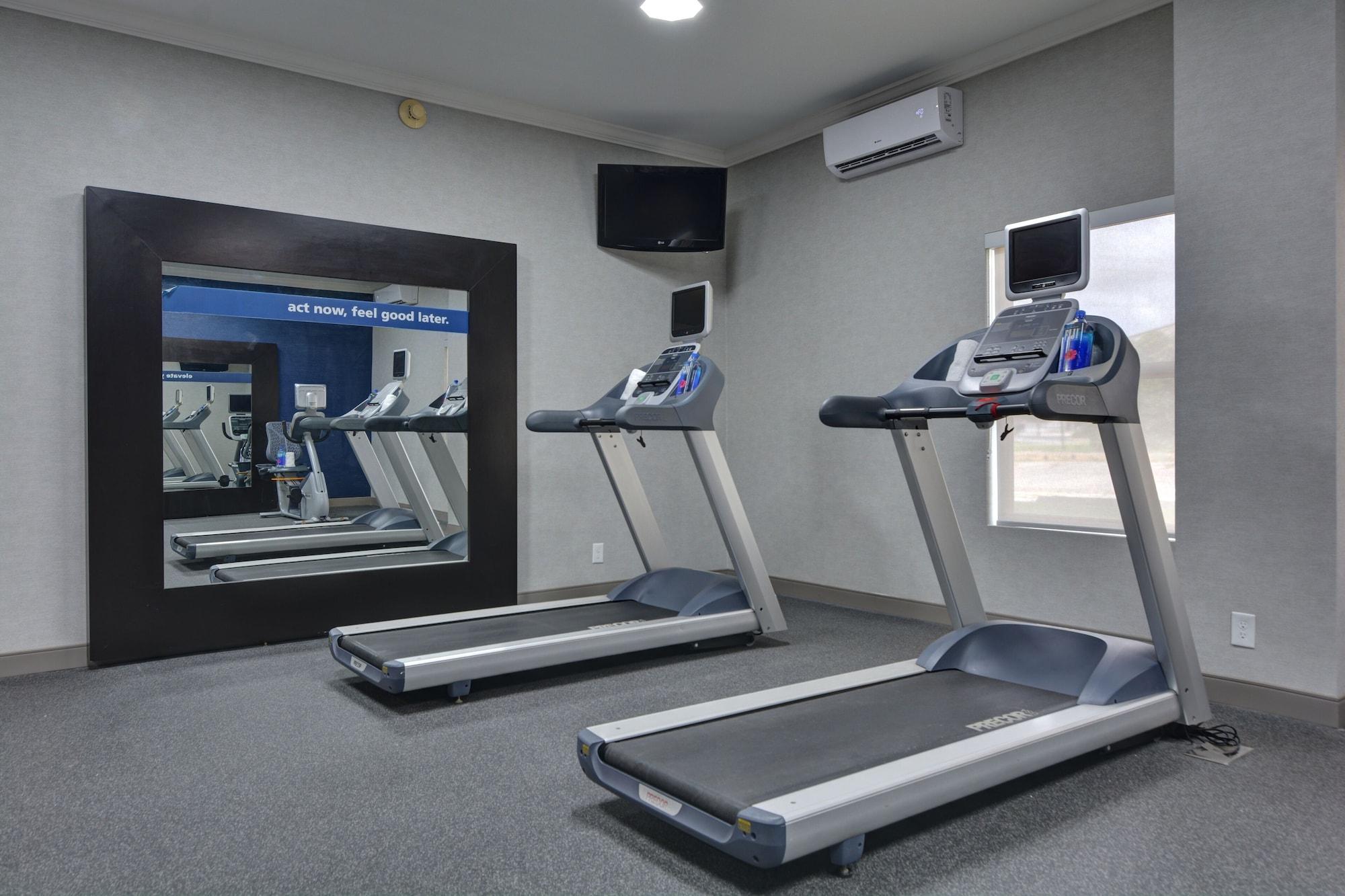 Gimnasio Hampton Inn Greenwood