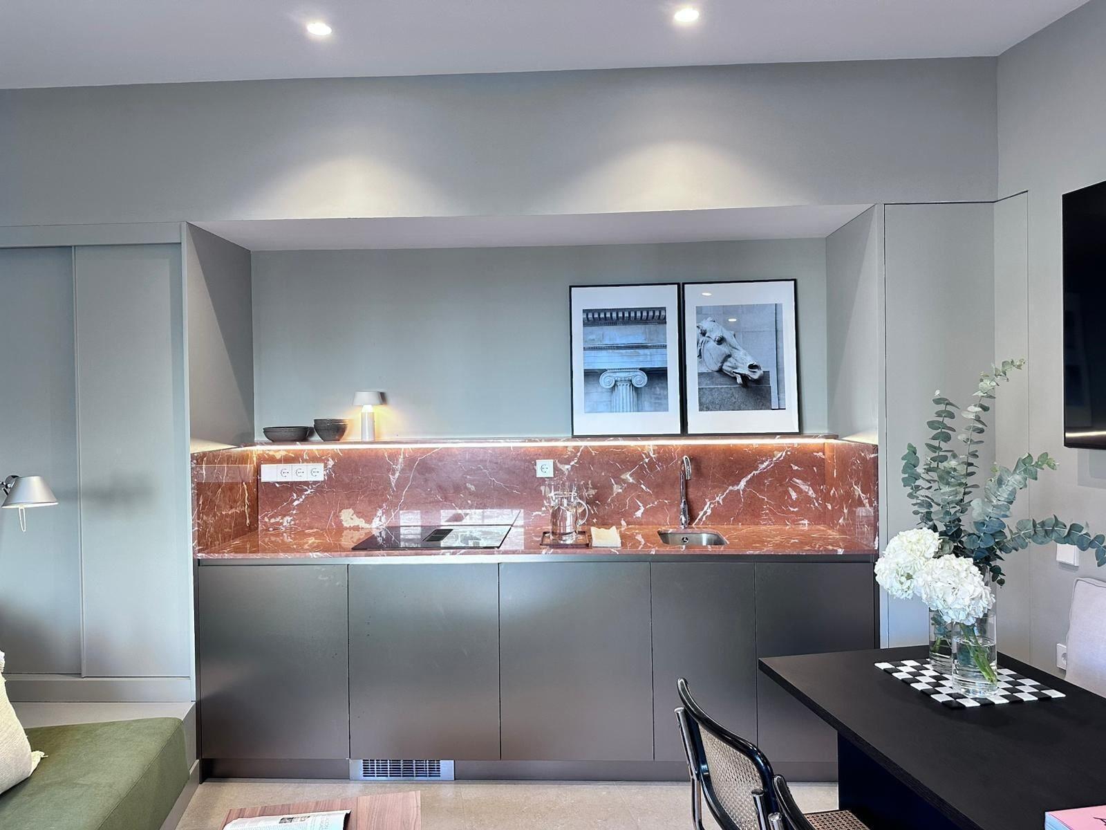 Equipamiento de Habitación Edmond Vibes Almagro Suites