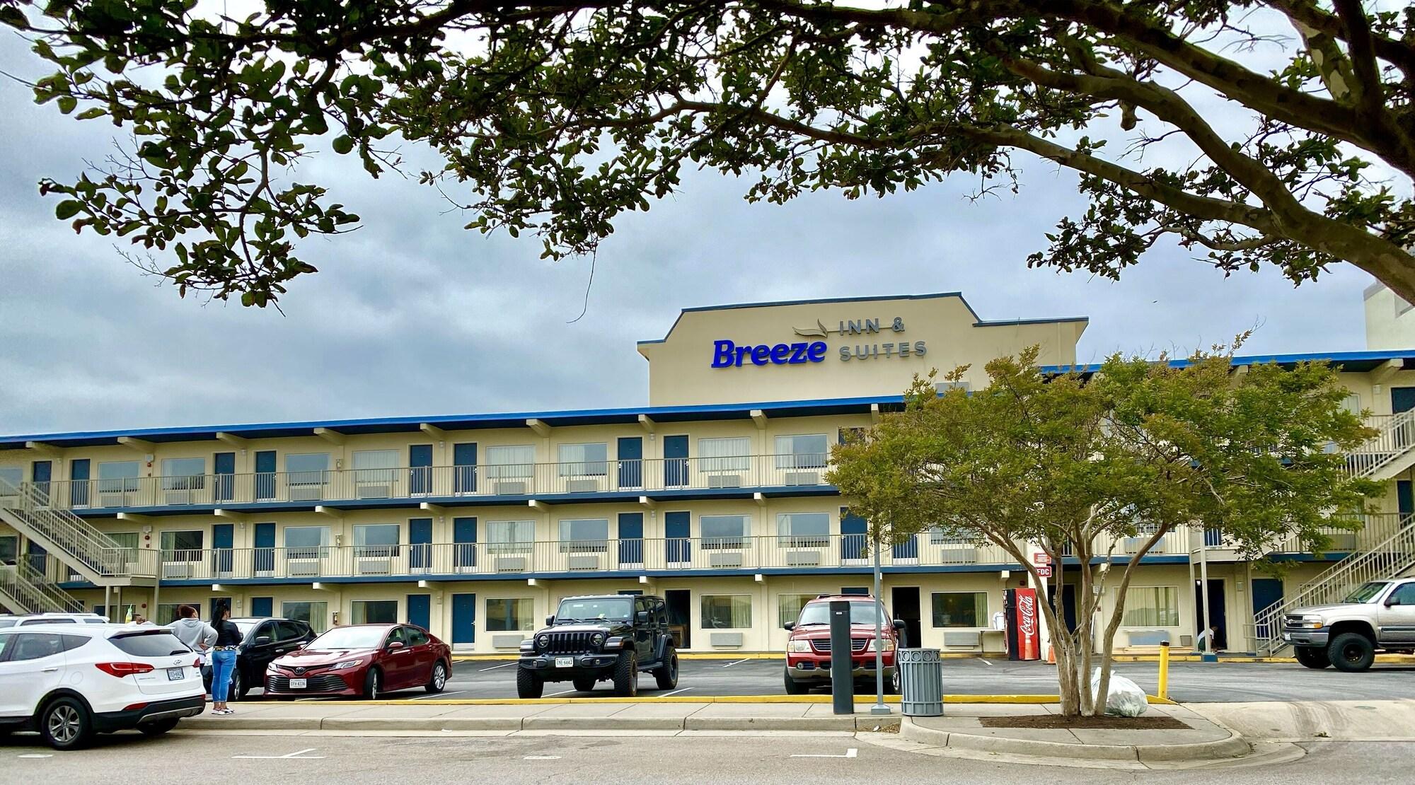 Varios Breeze Inn & Suites