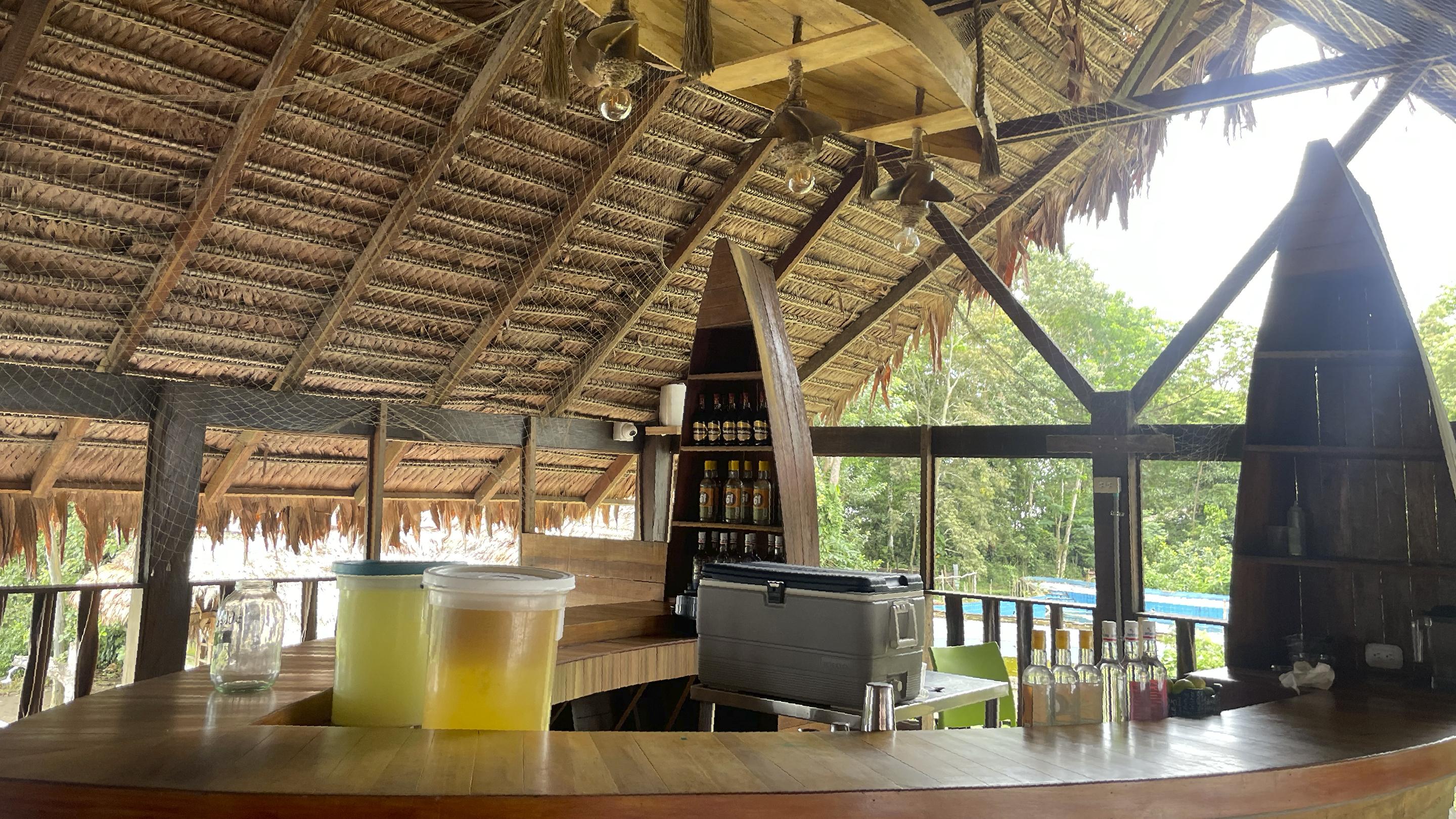 Bar/Salón Hotel Amazon by On Vacation