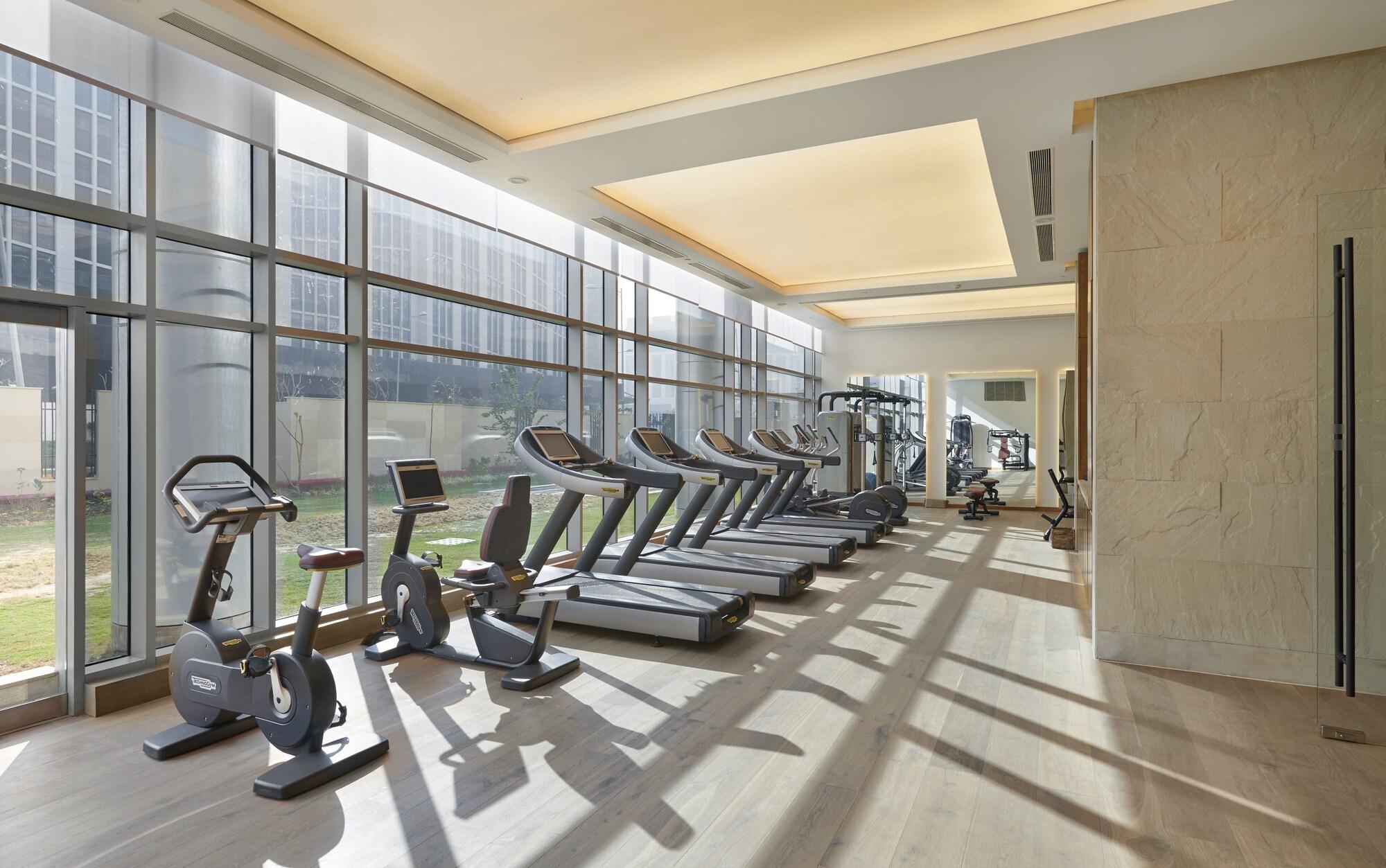 Varios Hyatt Delhi Residences