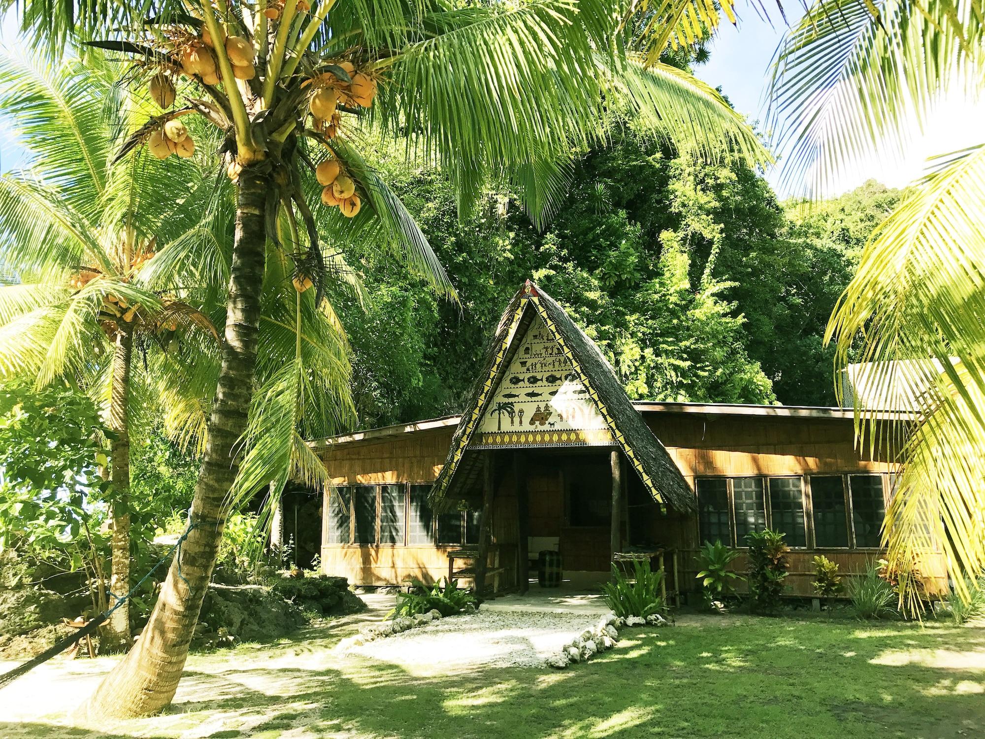 Vista Exterior Ngellil Nature Island Resort