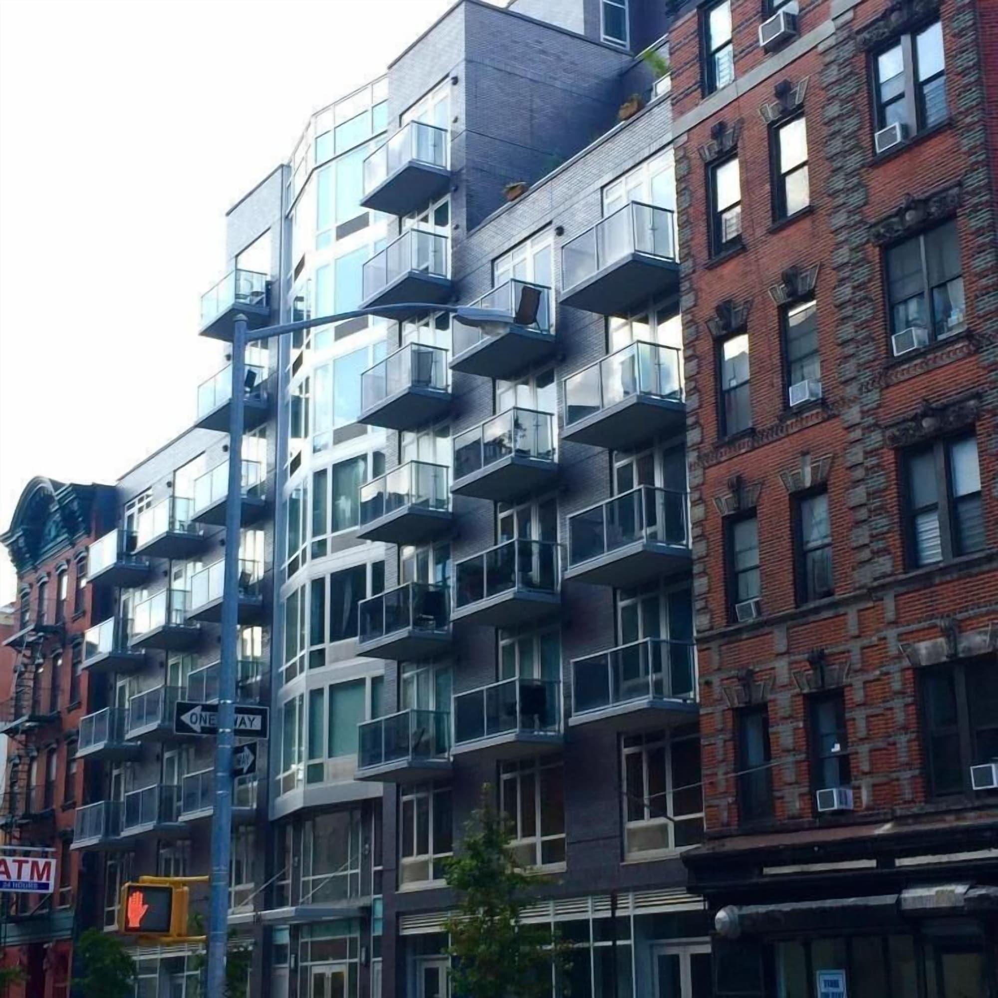 Vista Exterior Sanctuary NYC Retreats