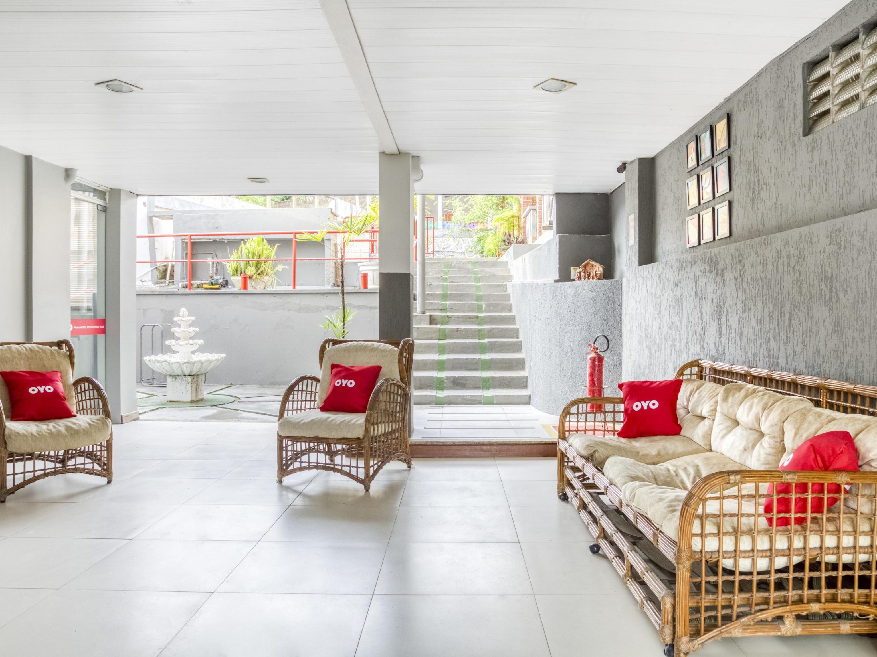 Vista Lobby OYO Praia Hotel Recanto do Tomé - Salvador