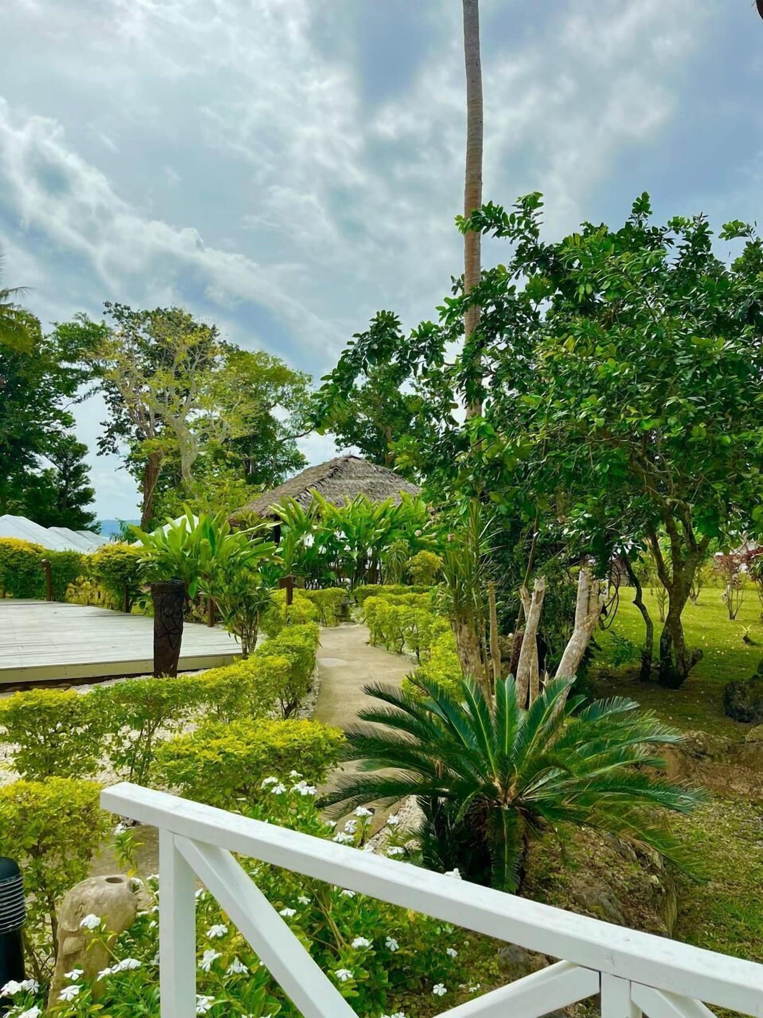 Vista Exterior Coco Beach Resort