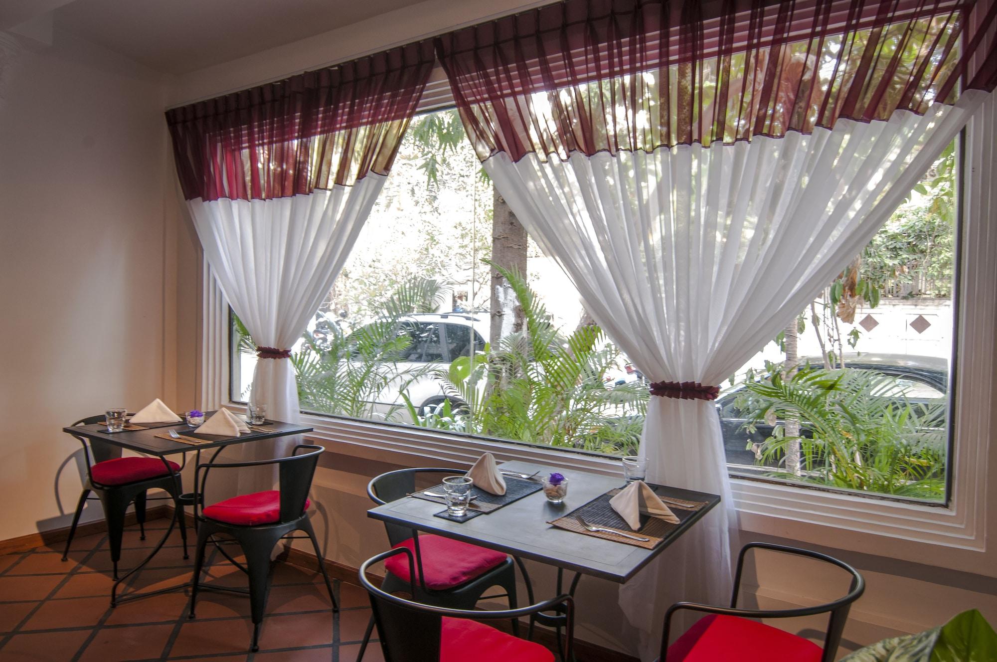 Restaurant La Rose Suites