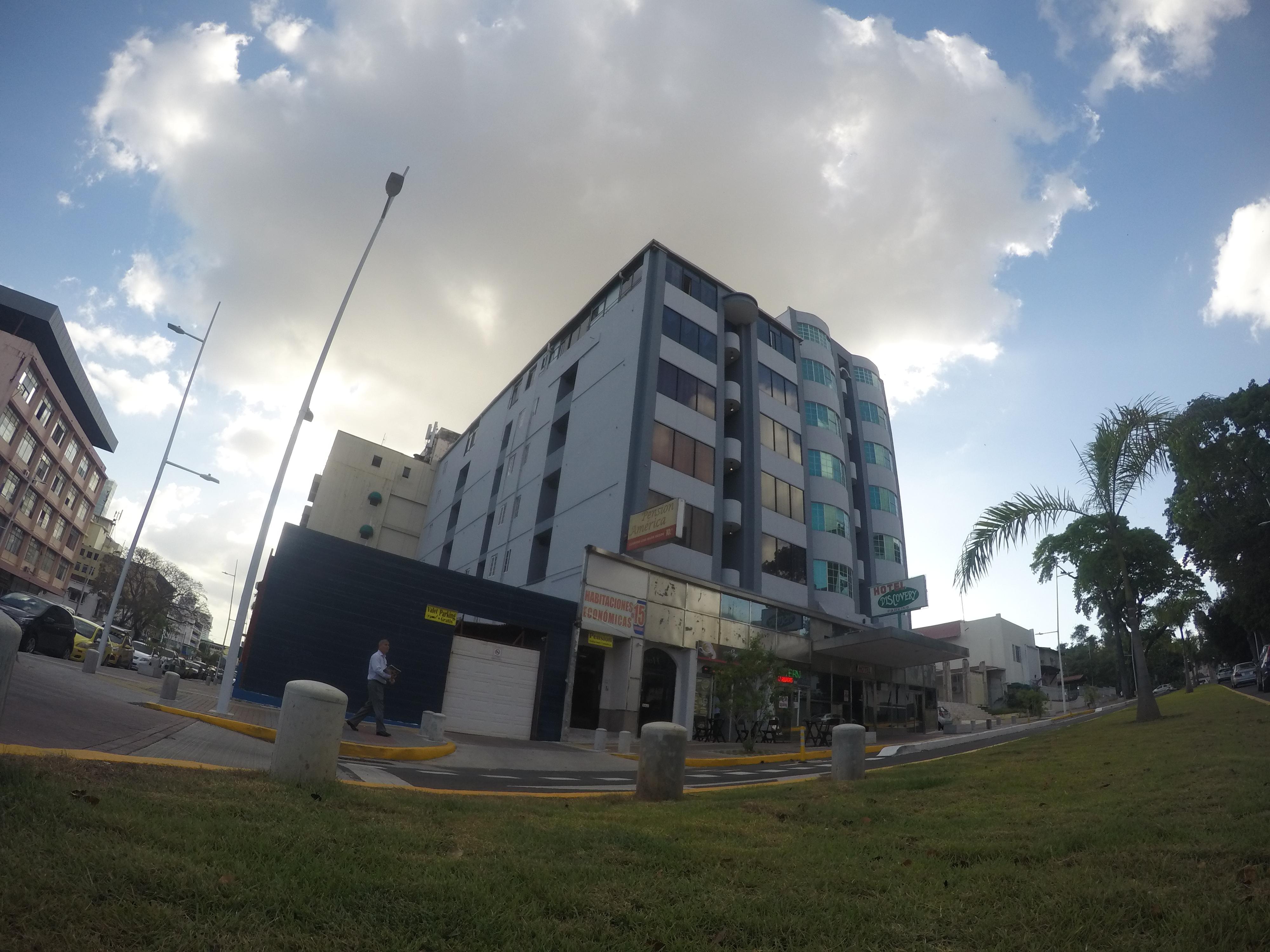 Vista Exterior Hotel Discovery