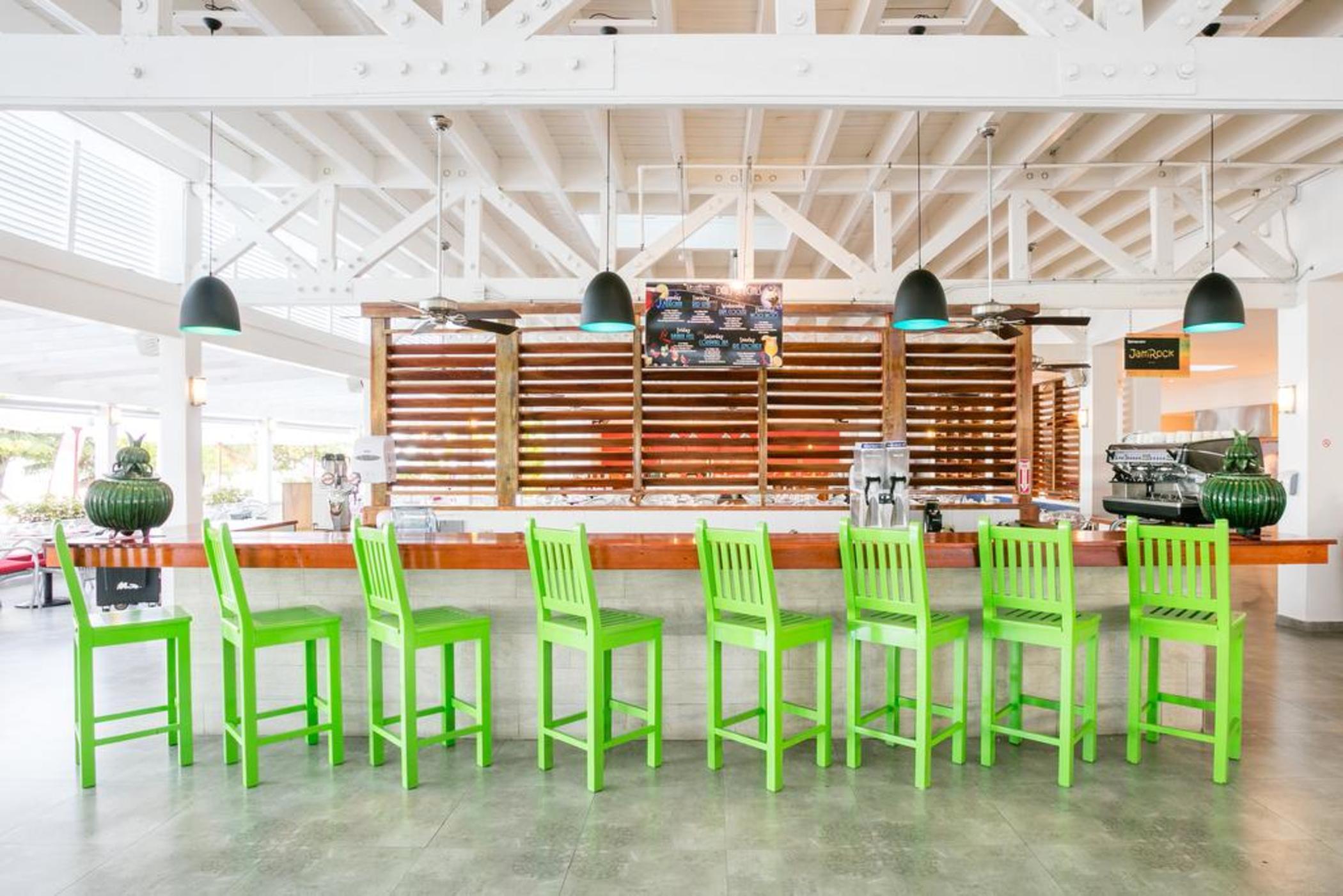 Hotel Royal Decameron Cornwall Beach