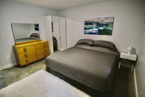 Alquiler Vacacional - Private, Spacious & Central Suite near lake with AC, 25Km to Whitewater ski hill