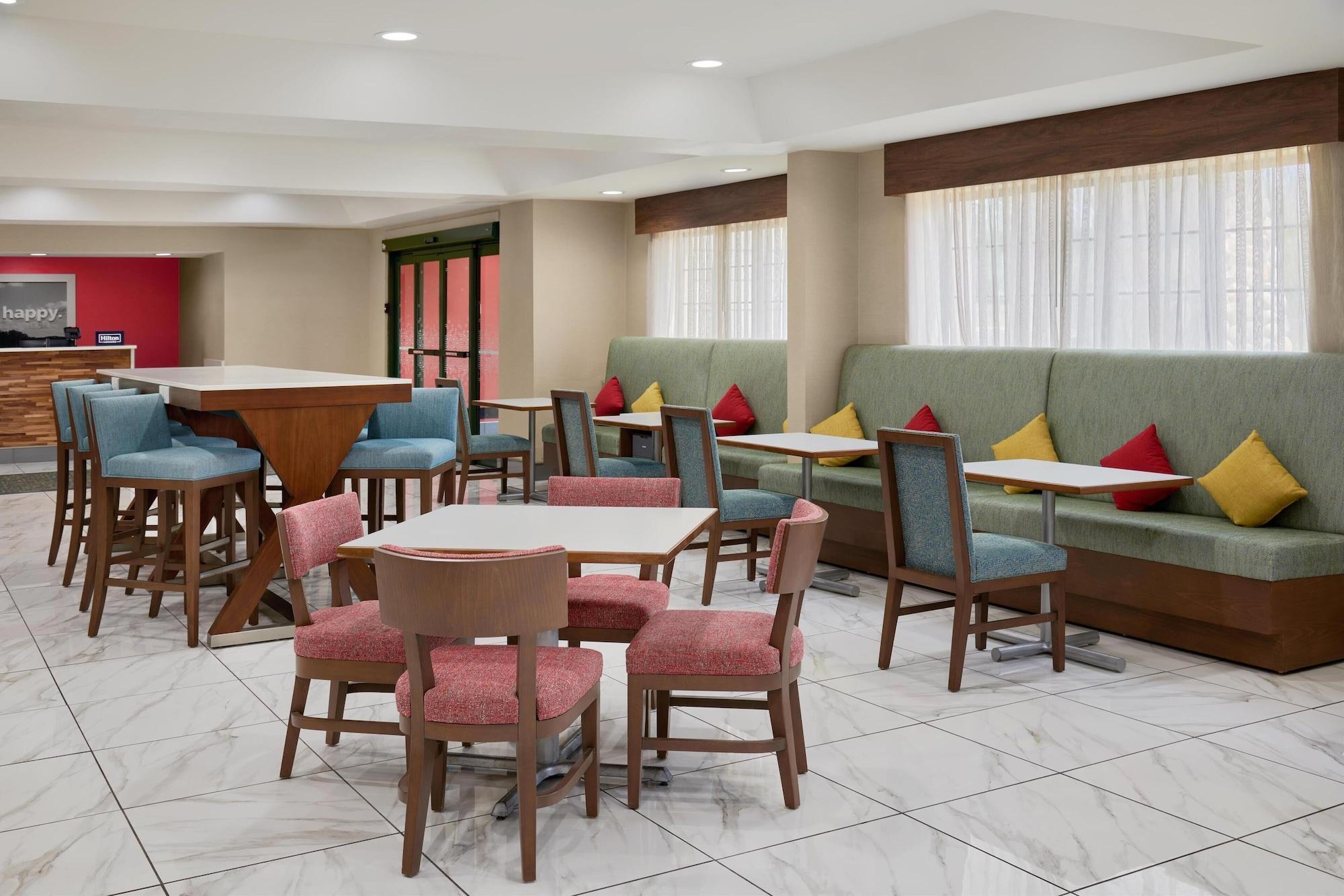 Restaurant Hampton Inn Kansas City The Legends