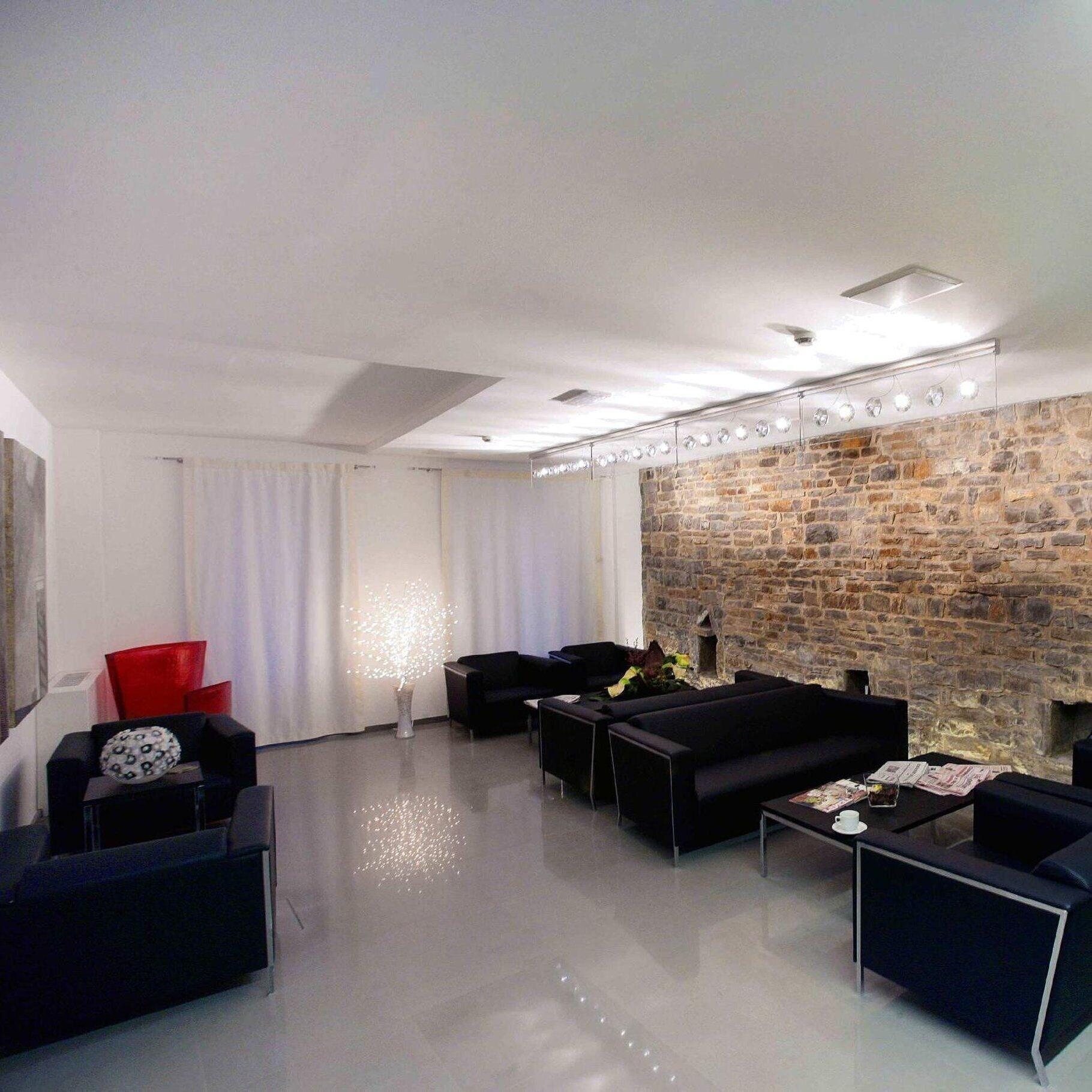 Vista Lobby Urban Hotel Design