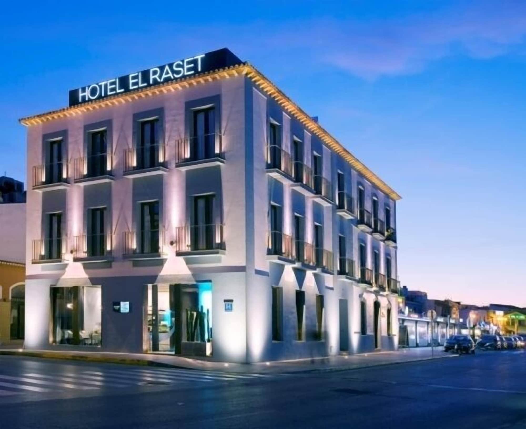 Vista Exterior Hotel El Raset