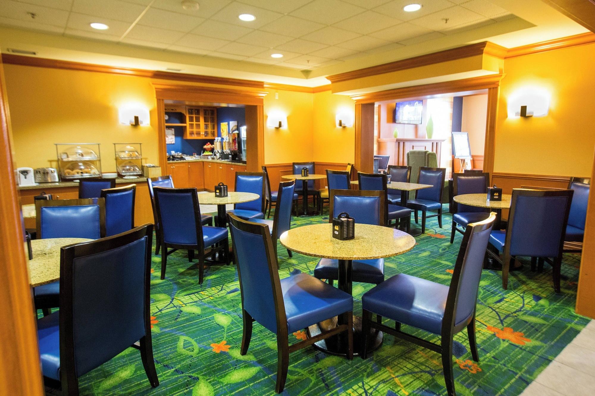 Restaurant Fairfield Inn by Marriott Toronto Oakville