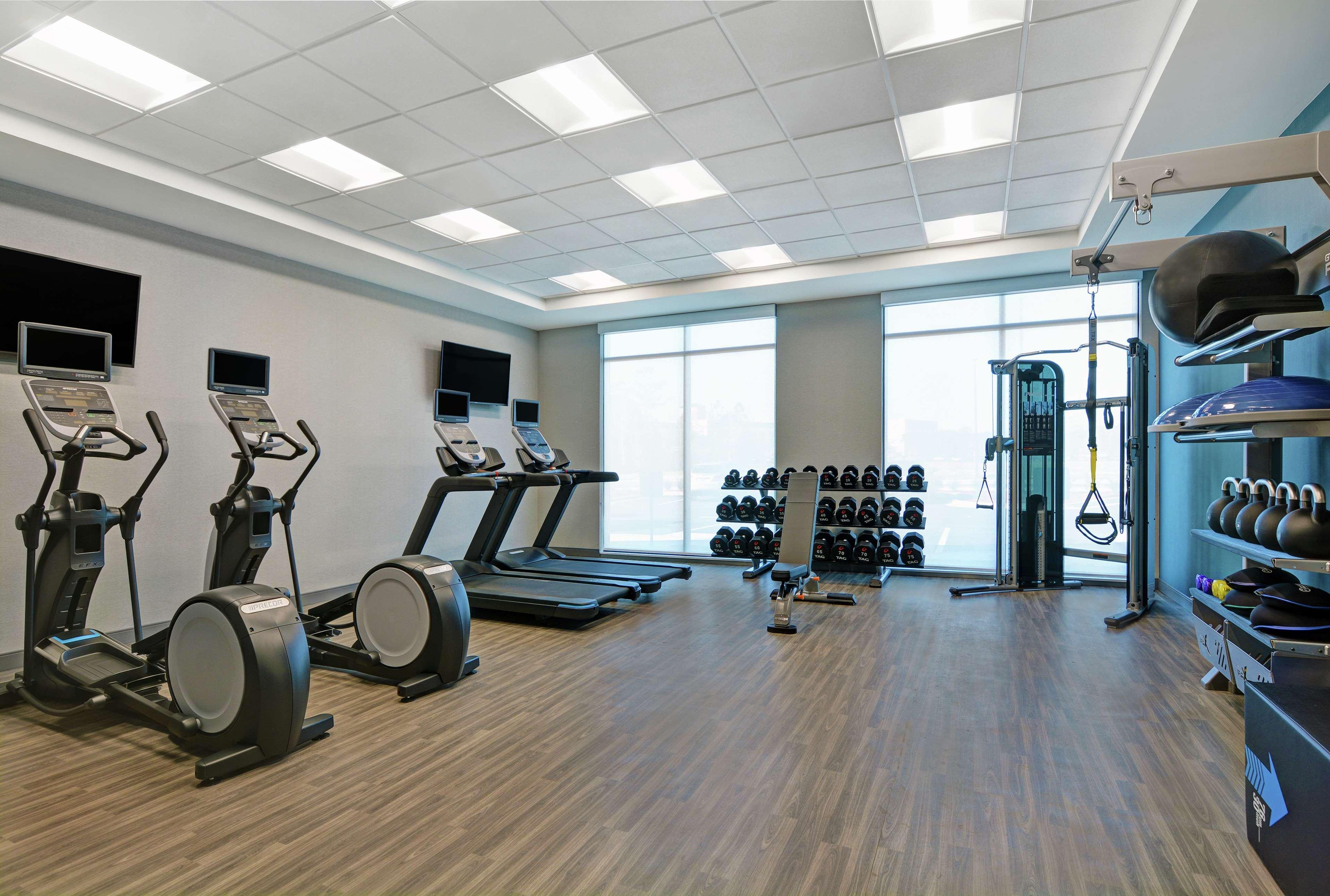 Gimnasio Hampton Inn & Suites Middleburg