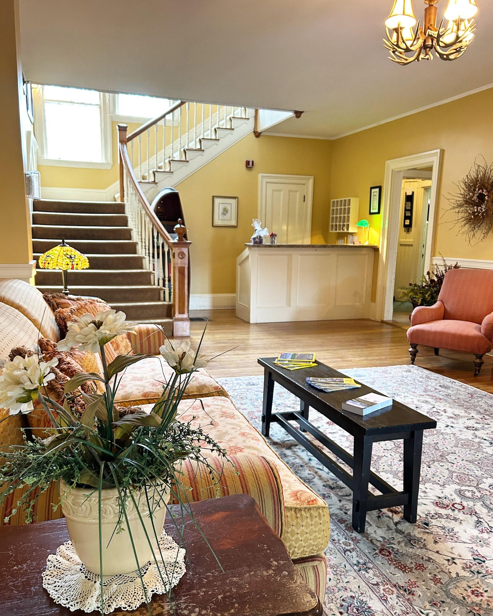 Vista Lobby Inn at Jackson