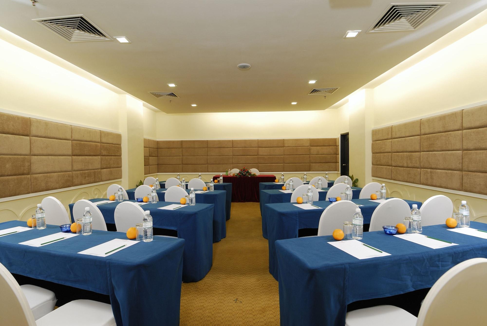 Sala de Reuniones Borneo Royale Hotel