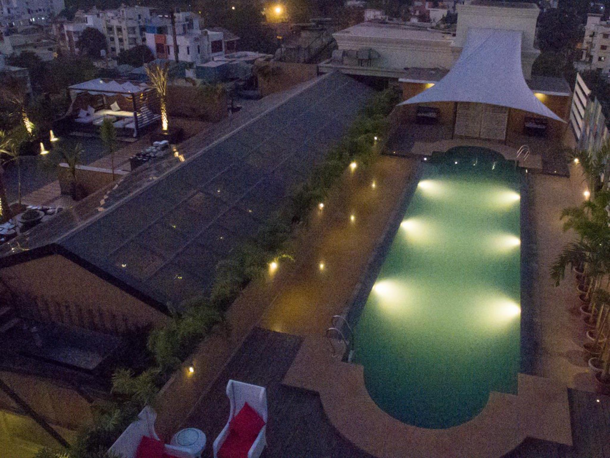 Vista Piscina Tuli Imperial