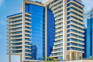 Paquete - The First Collection Business Bay, Dubai, a Tribute Portfolio Hotel