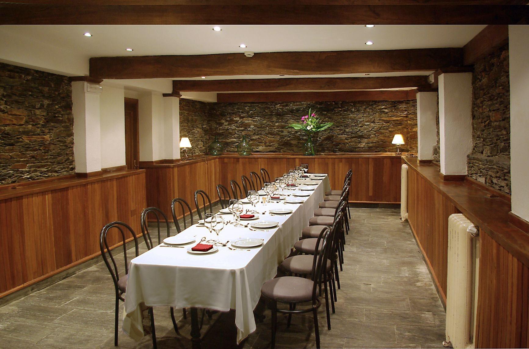 Sala de Reuniones Palacio Arias & Hotel y Apartamentos Arias