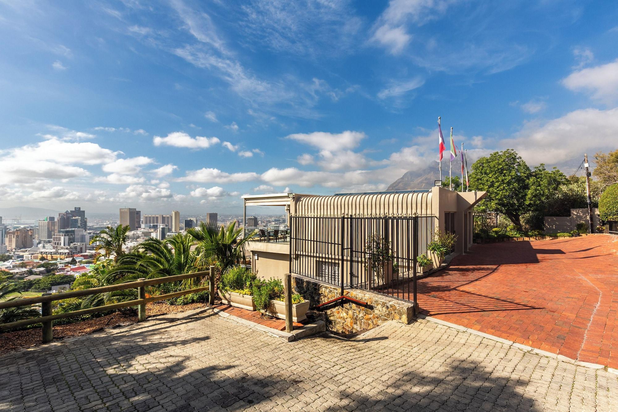 Vista Exterior Signal Hill Lodge