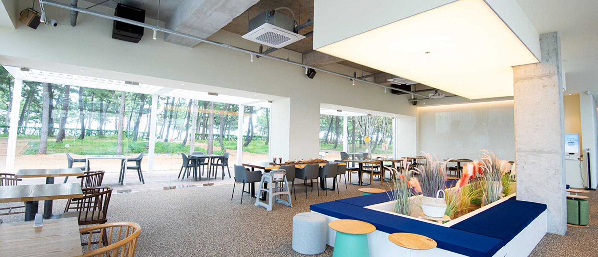 Bar/Salón PINEART LABEL