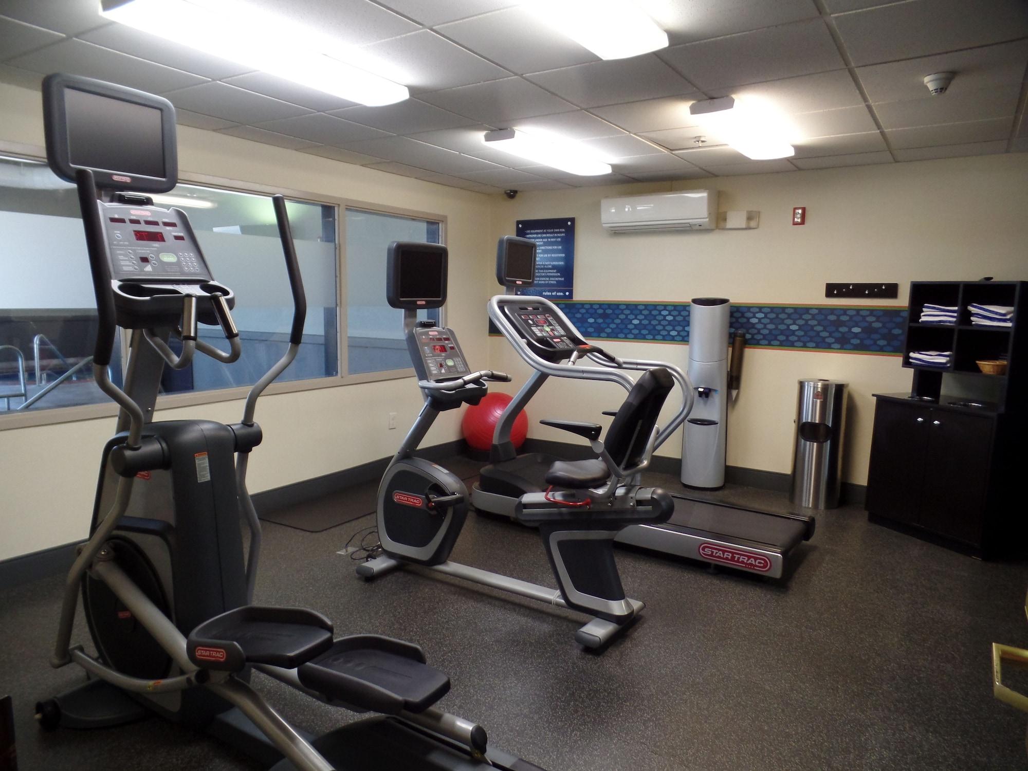 Gimnasio Hampton Inn Bowling Green