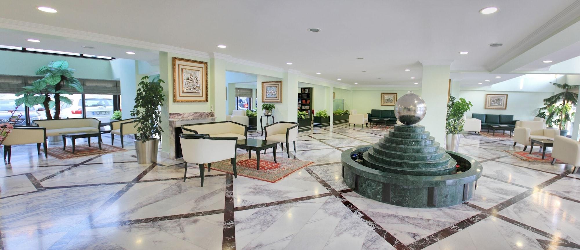 Vista Lobby Bugday Hotel