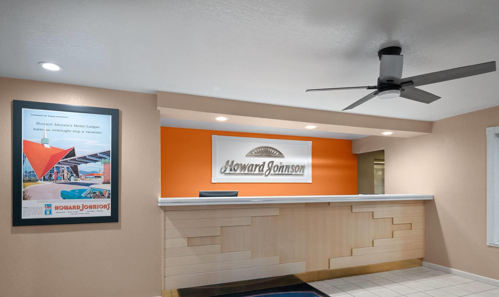 Vista Lobby Howard Johnson by Wyndham Modesto Ceres
