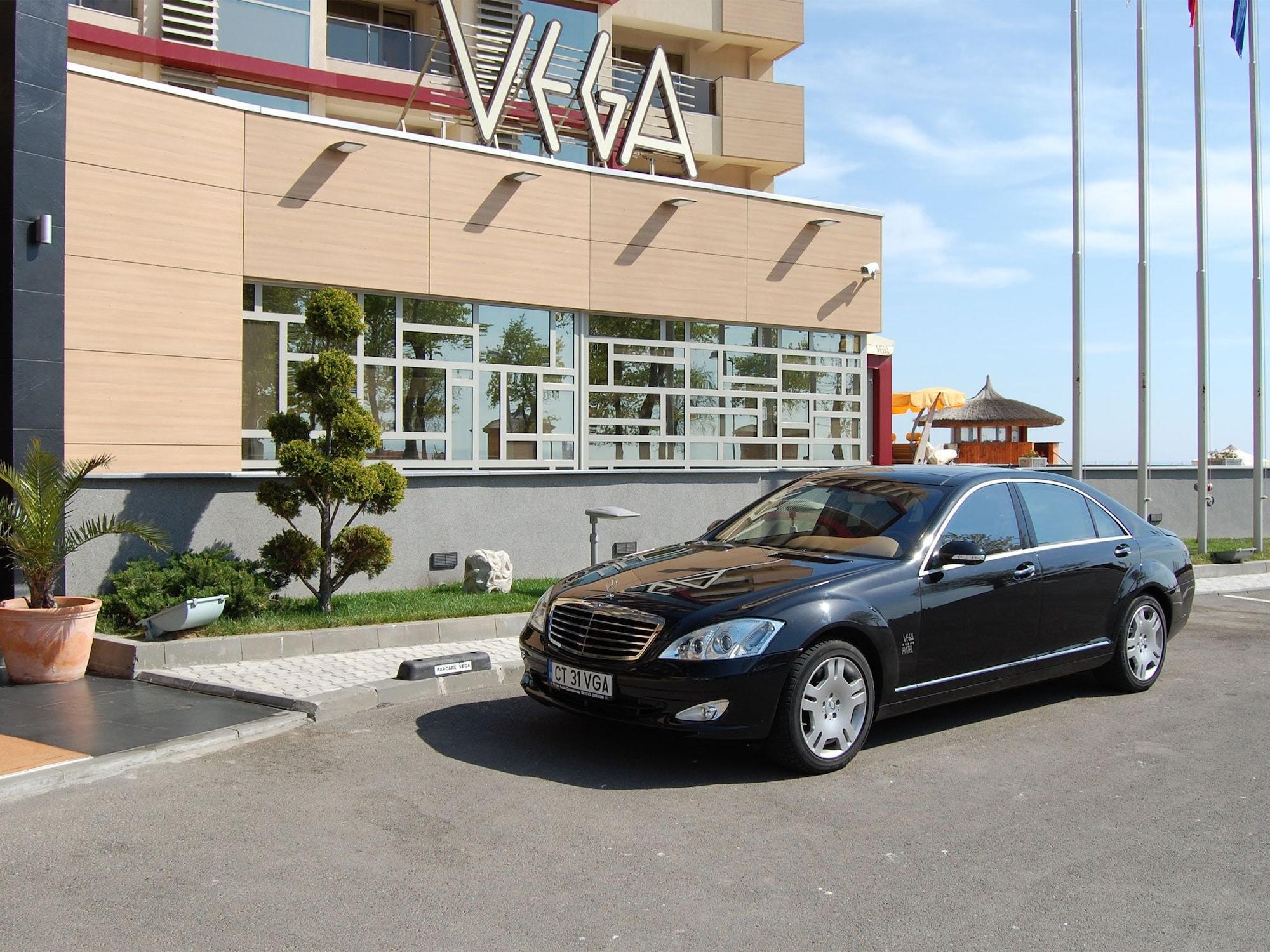 Vista Exterior Vega Hotel