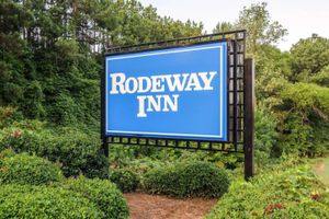 Alojamiento - Rodeway Inn 