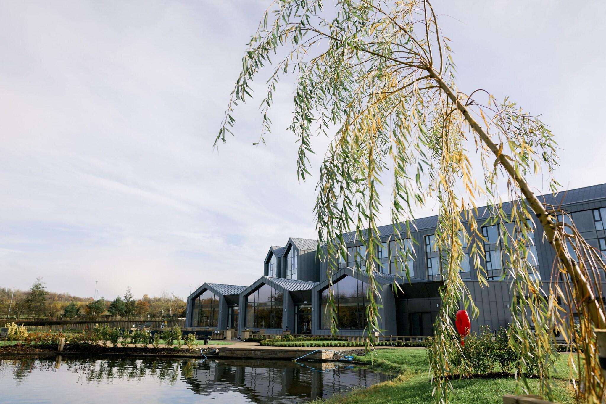 Vista Exterior Crow Wood Hotel & Spa Resort