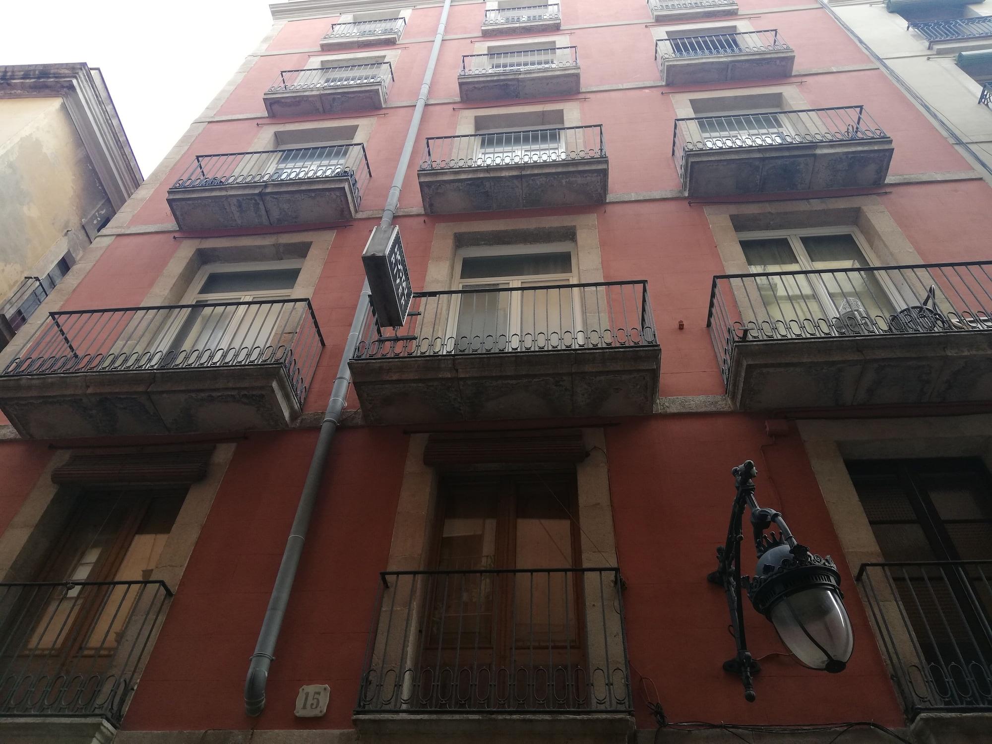 Vista Exterior Hostal River