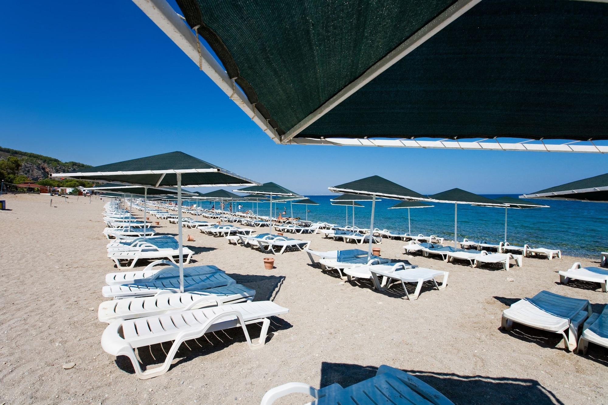 Playa Blue Pine Hotel