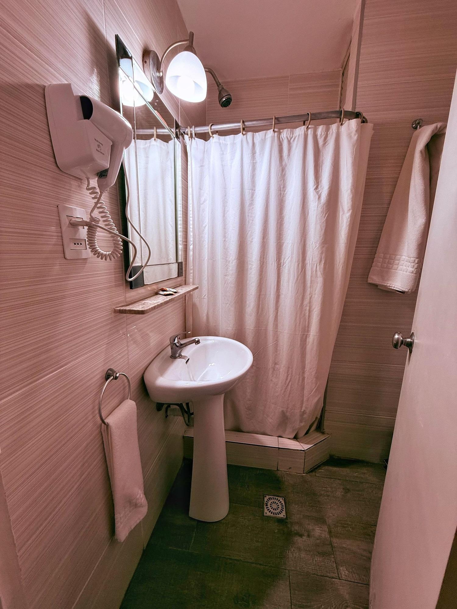 Equipamiento de Habitación Shelton Hotel