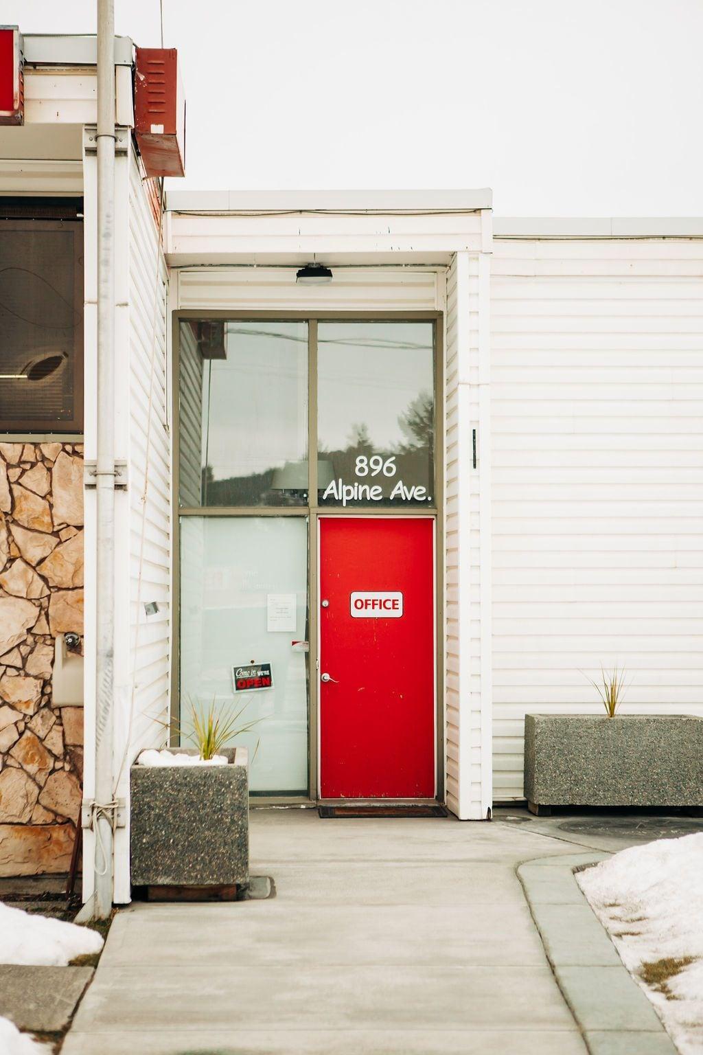 Vista Lobby 99 Mile Motel