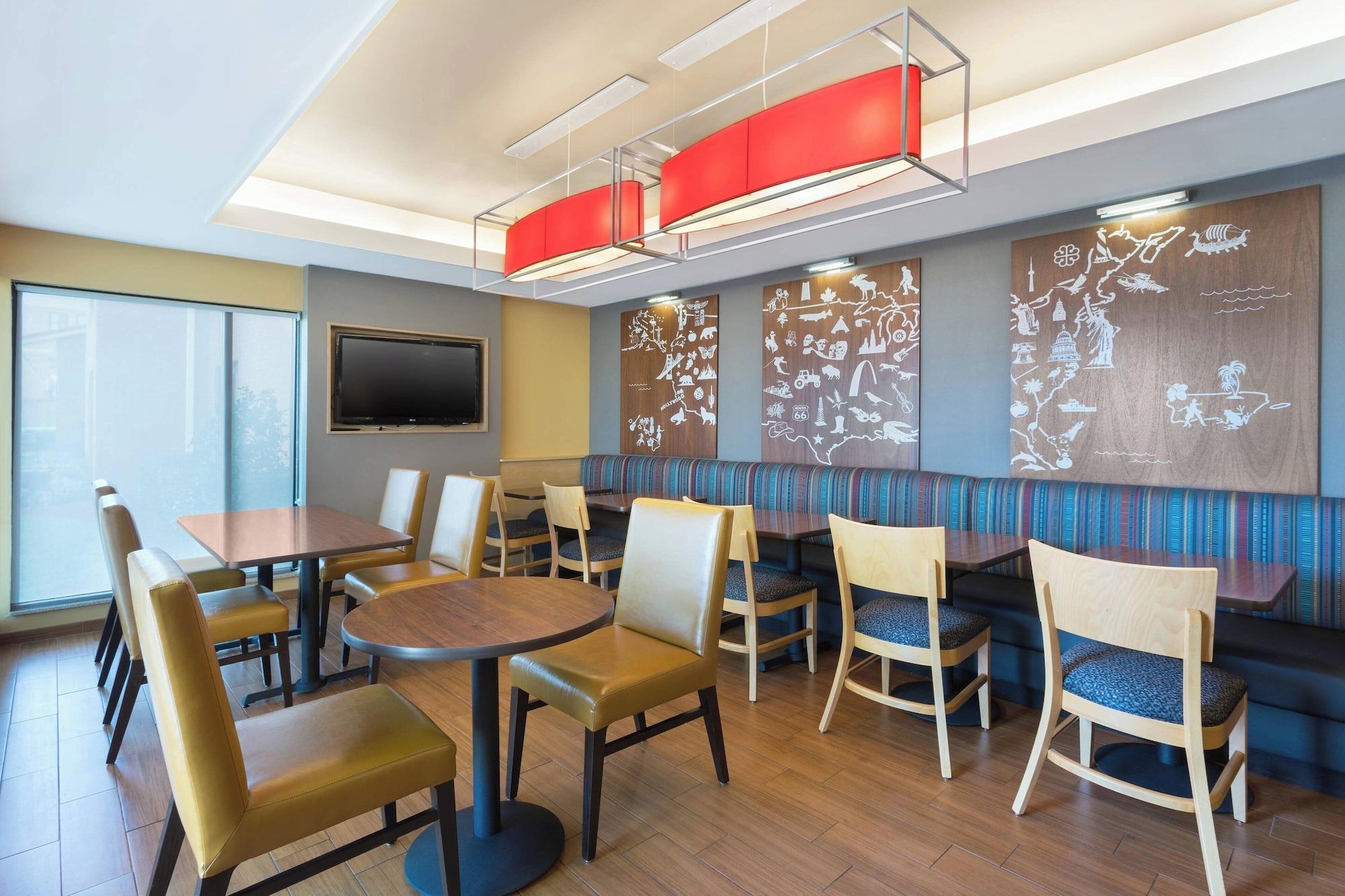 Restaurant TownePlace Suites By Marriott Shreveport Bossier City