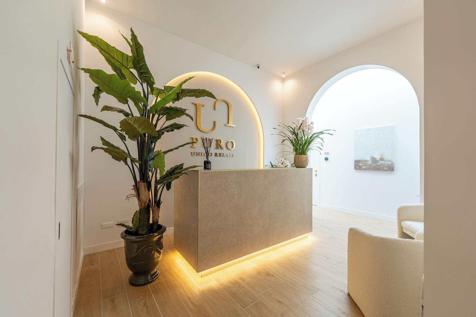 Vista Lobby Puro by Unico Relais