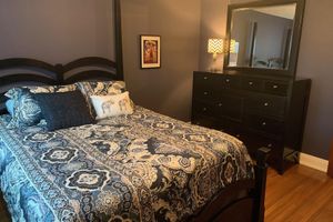Alquiler Vacacional - Business Friendly, Couple Friendly, Great Neighborhood, Minutes from the Falls!