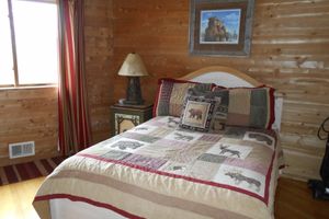 Alquiler Vacacional - Lake Michigan Cabin + Hot Tub & Spectacular Views • Sleeps 8