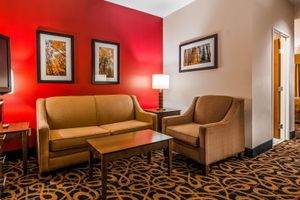 Alojamiento - Best Western Plus Brandywine Inn & Suites
