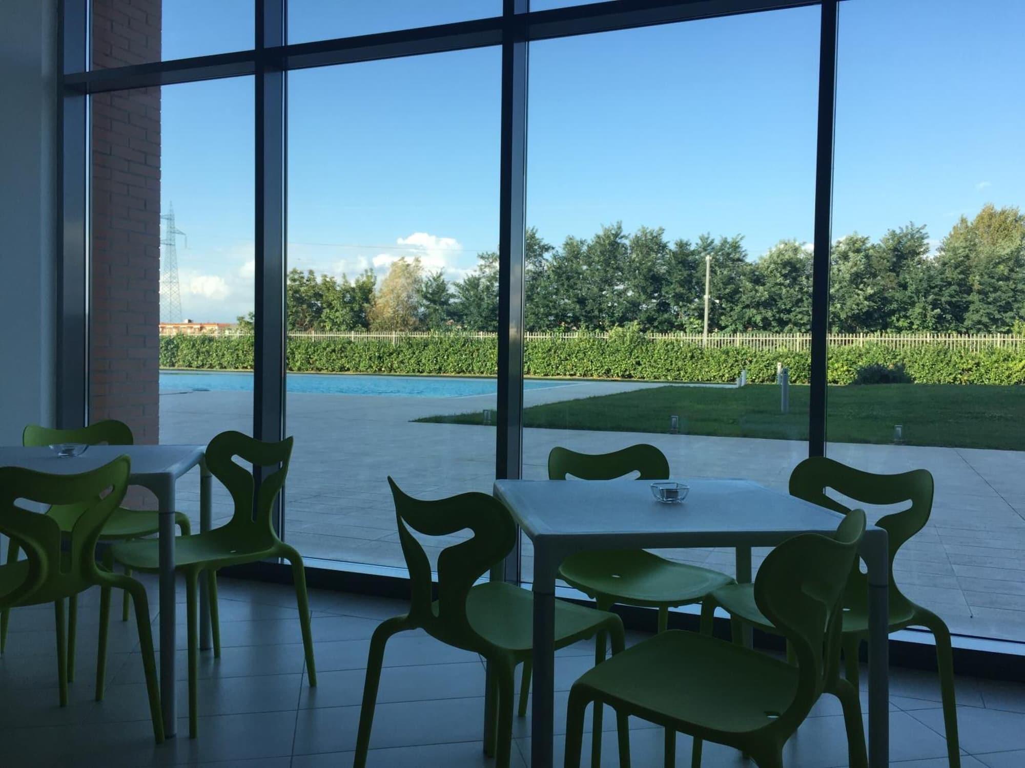 Restaurant Inn Naples Airport