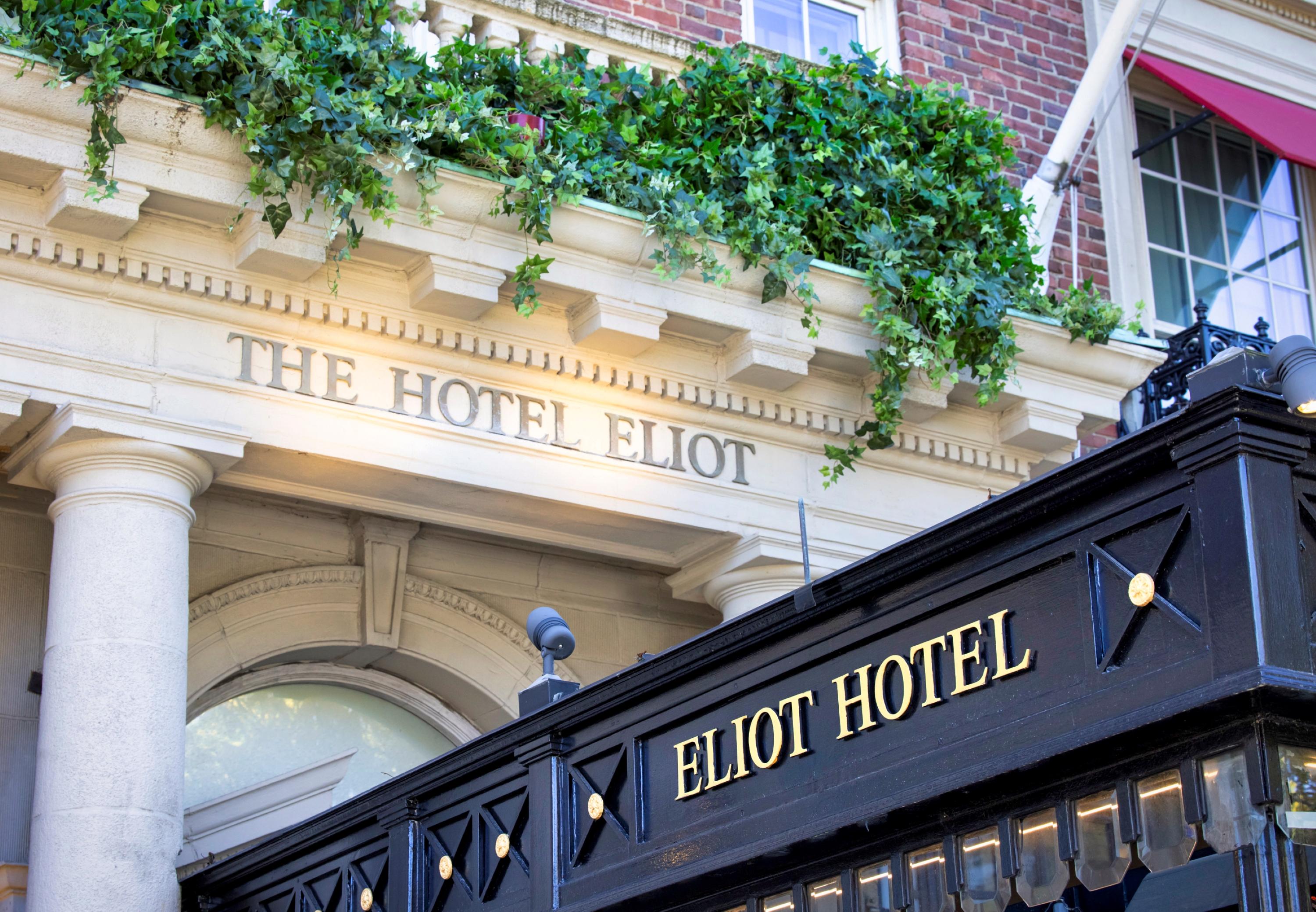 Vista Exterior The Eliot Hotel