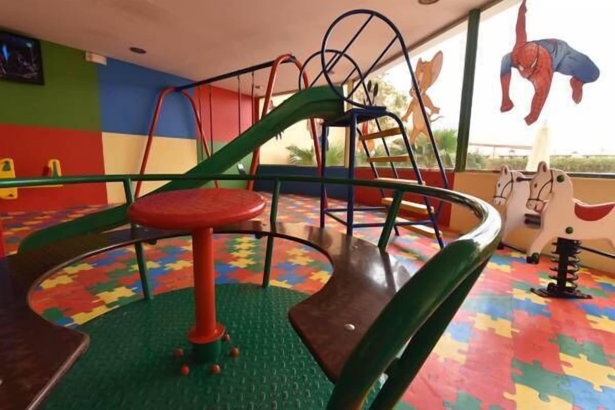 Instalaciones Recreativas Boudl Al Maidan
