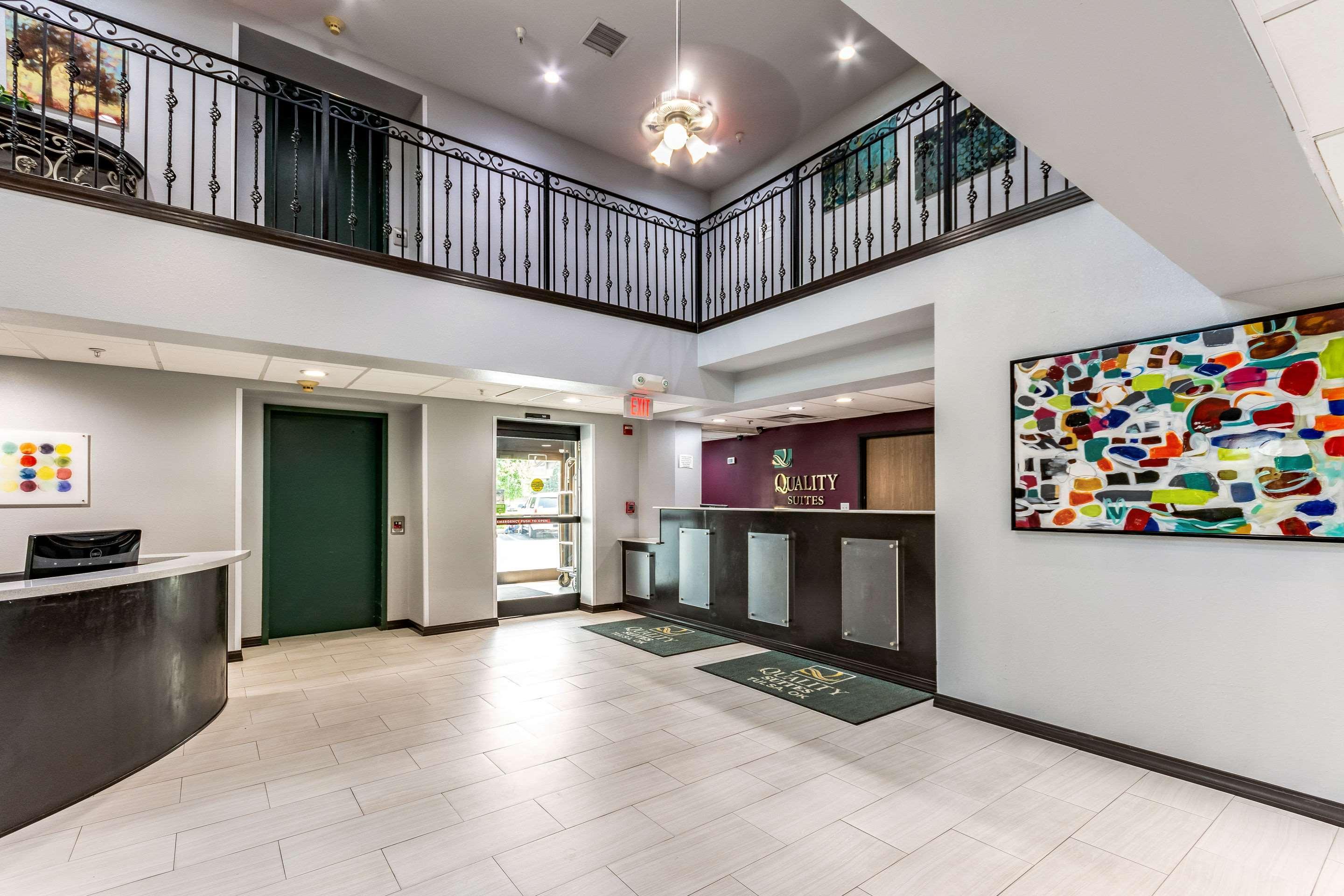 Vista Lobby Quality Suites I-44
