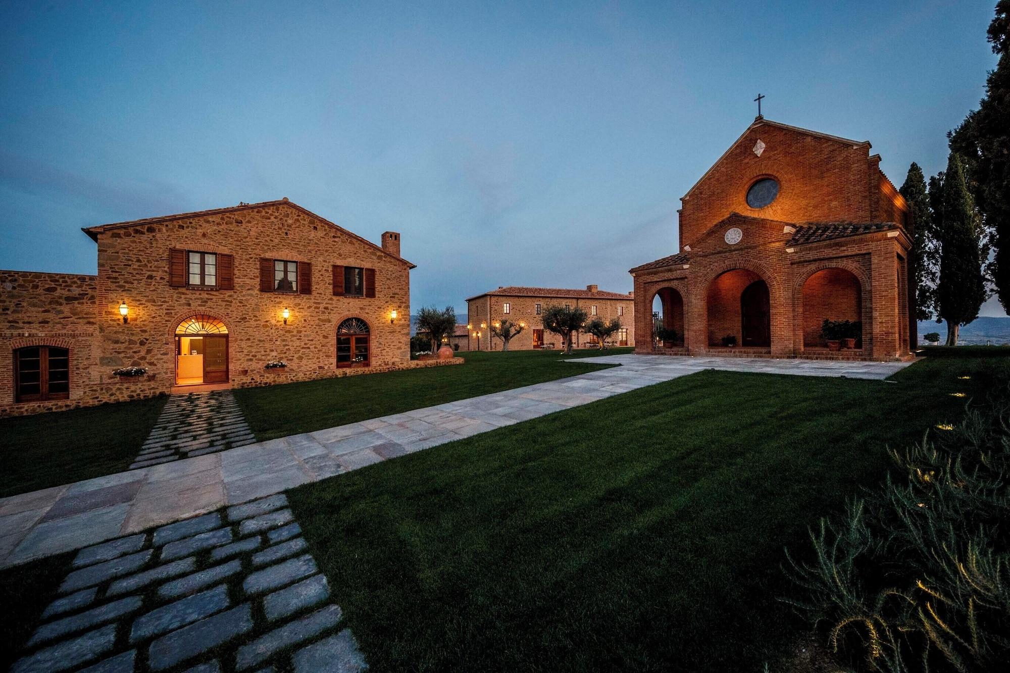 Vista Lobby Wine Relais in Montecucco