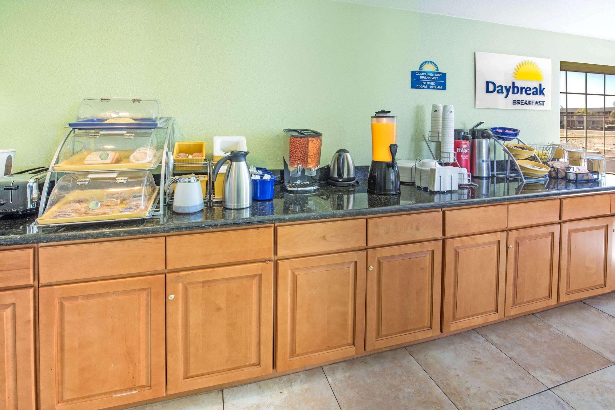 Restaurant Days Inn by Wyndham Oroville