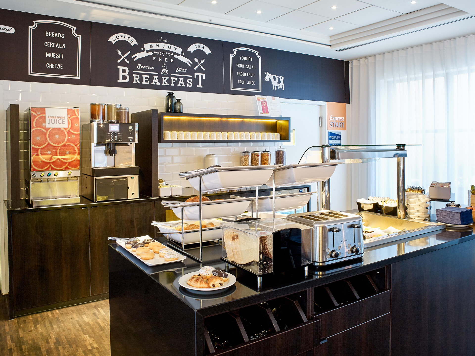 Restaurant Holiday Inn Express Hasselt by IHG