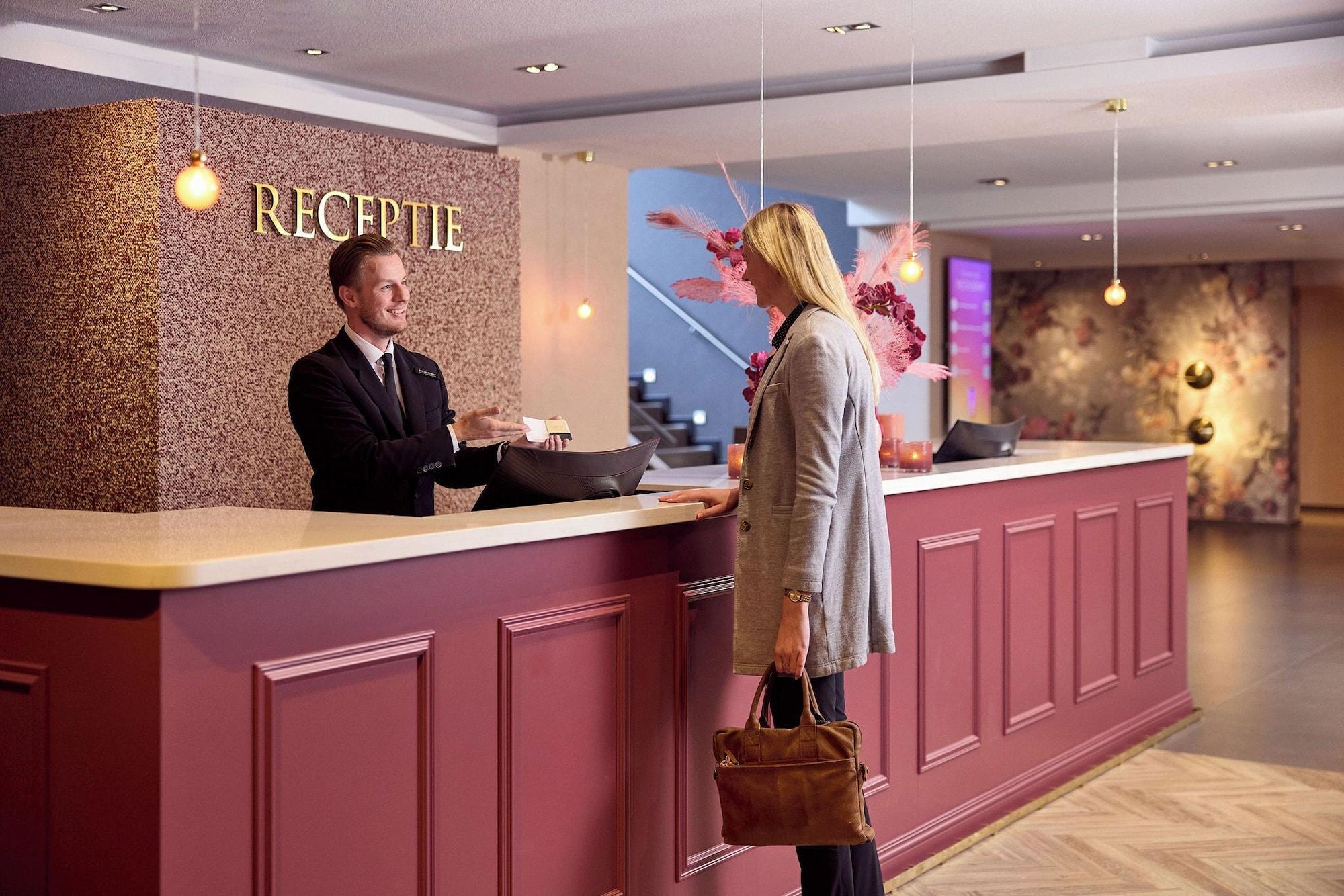 Vista Lobby Van der Valk Hotel Sassenheim - Leiden